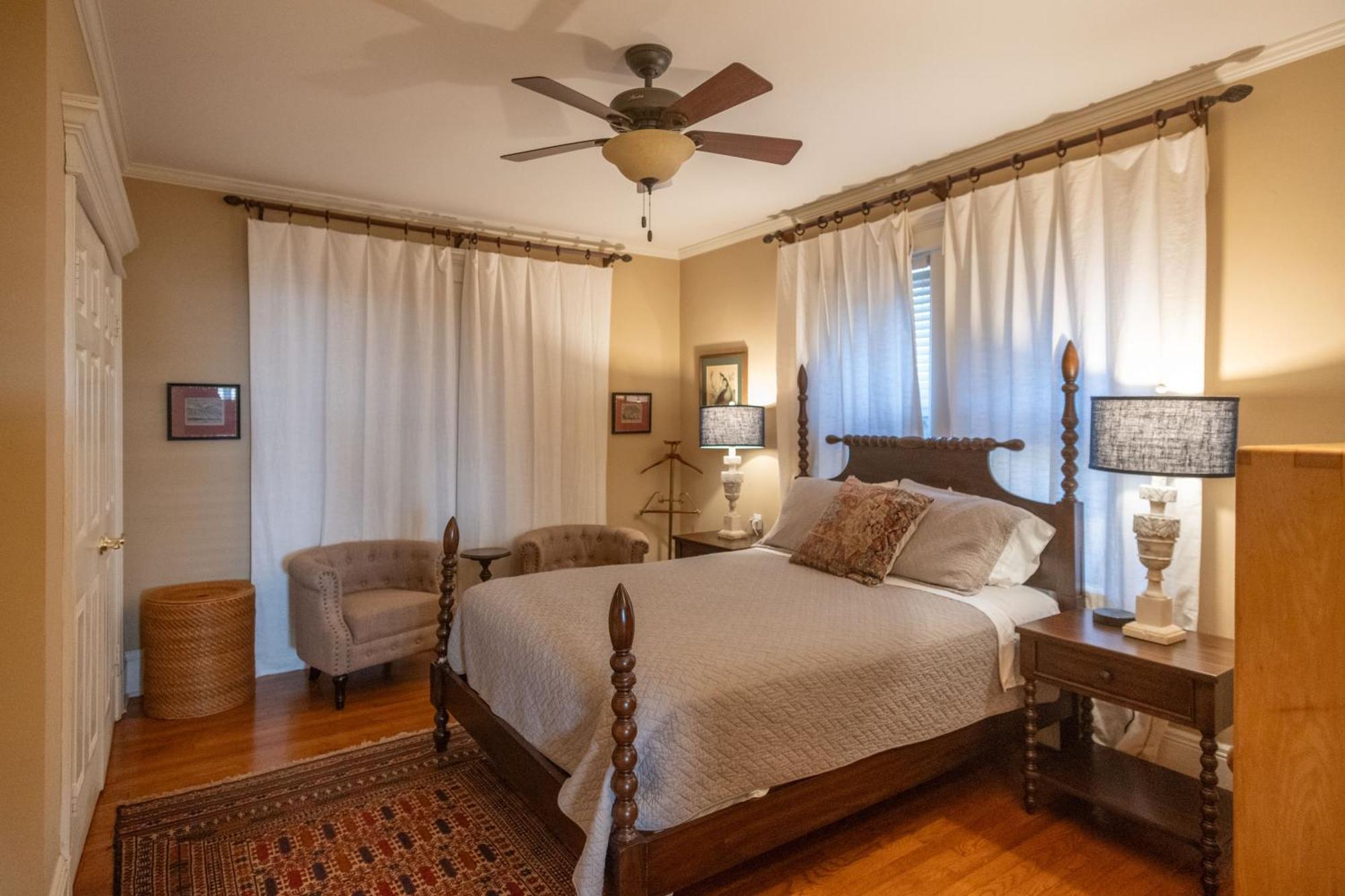 Southern Elegance In Heart Of Мемфис Екстериор снимка